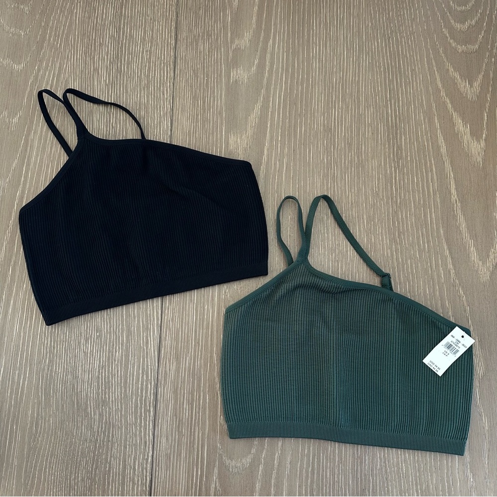 Aerie One-Shoulder Ribbed Black and Green Sports Bras